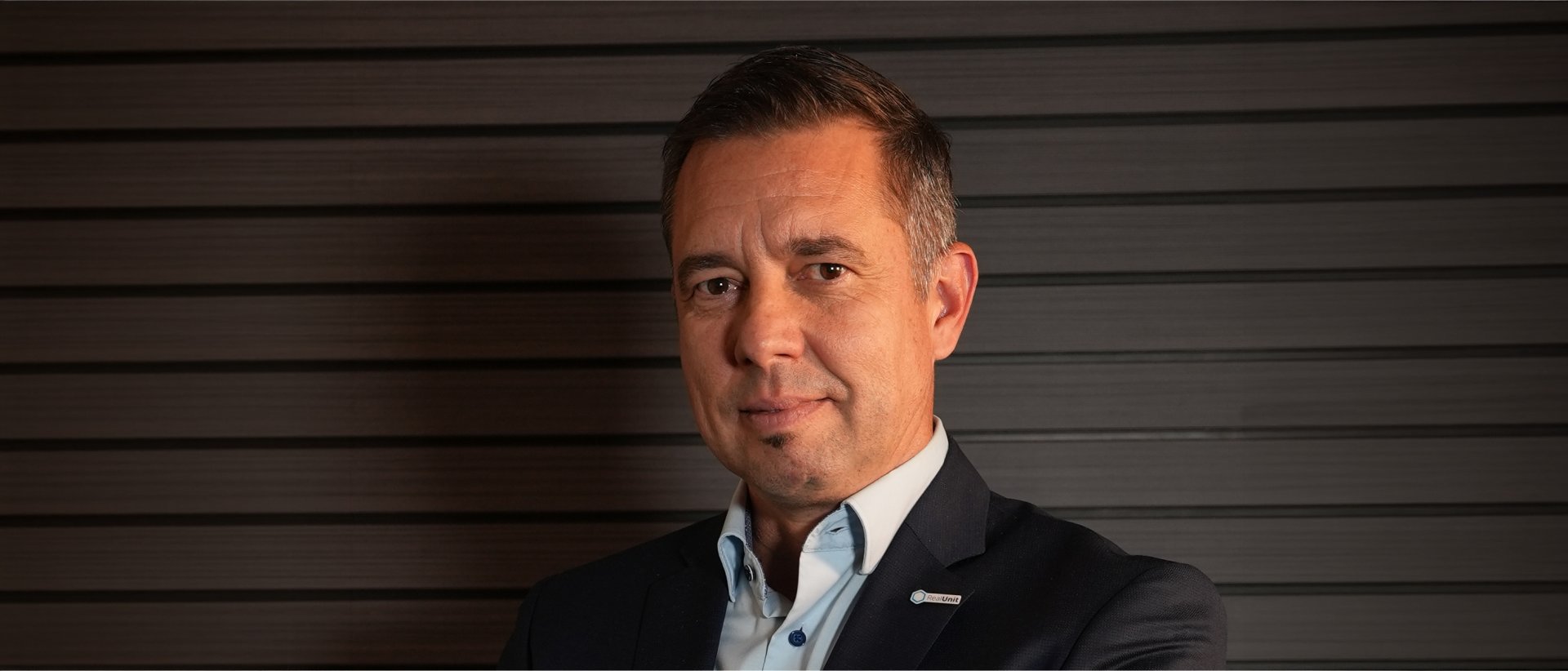 MoneyCap: CEO Interview mit Dani Stüssi - RealUnit Schweiz AG